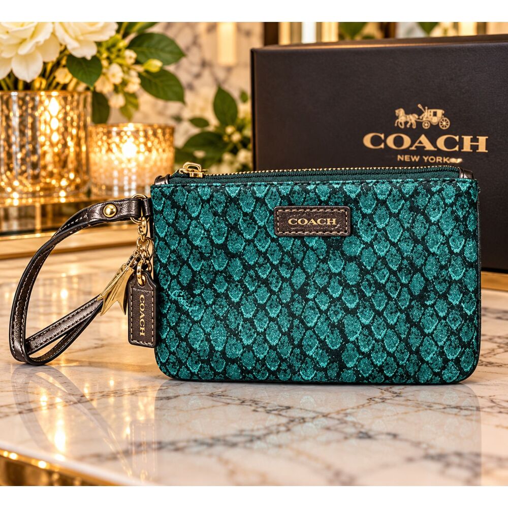 COACH Taylor Emerald Green Snake Print Small Sateen Wristlet Wallet F50146 NWT